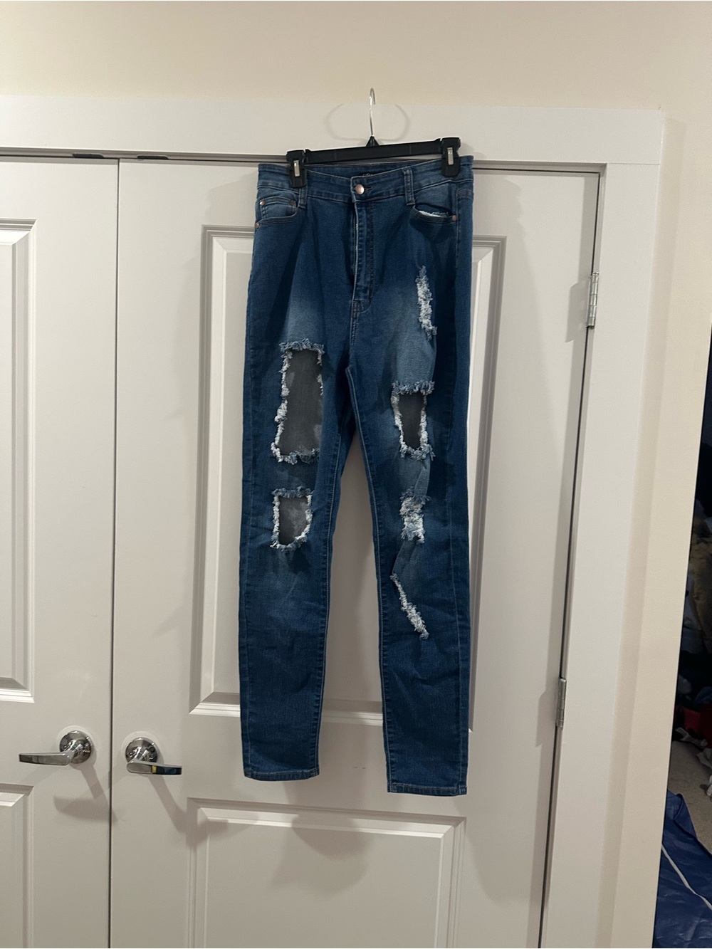 Fashion Nova Women's Dark Blue Distressed Skinny Jeans